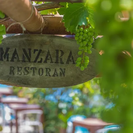 Konukevi Terrace Behram