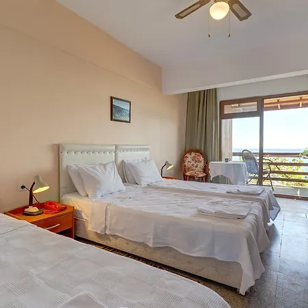 Terrace Gasthuis Assos